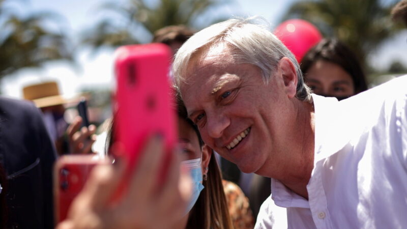 La agenda antifeminista y xenófoba de Kast en Chile que también incluye la libertad para los represores de la dictadura
