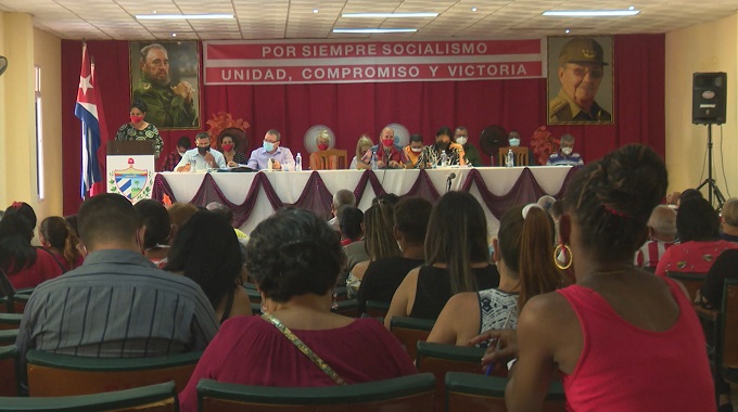 Celebran en Las Tunas Pleno Provincial de la Central de Trabajadores de Cuba