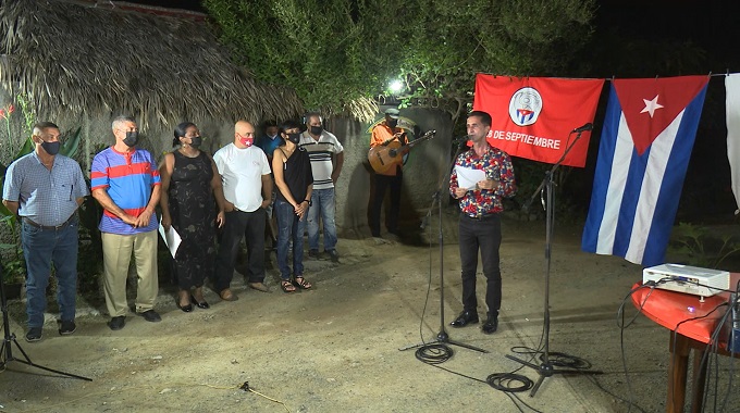 Cederistas de Las Tunas corroboran su apoyo a la Revolución Cubana