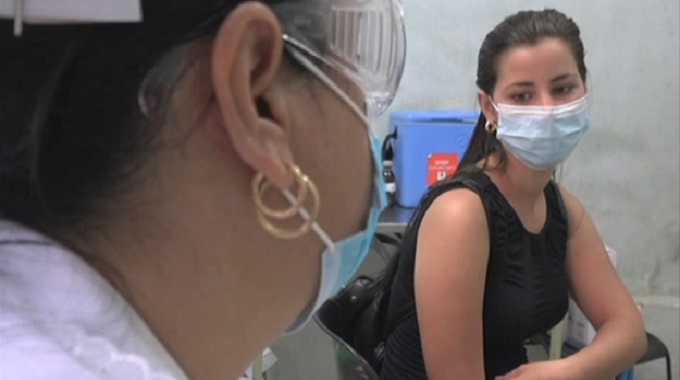 Inicia en Puerto Padre vacunación de refuerzo para personas de riesgo