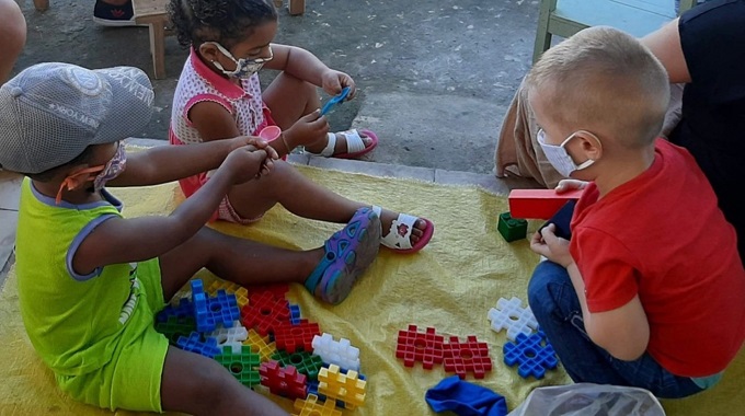 Reconocen en Las Tunas a promotores del programa Educa a tu Hijo