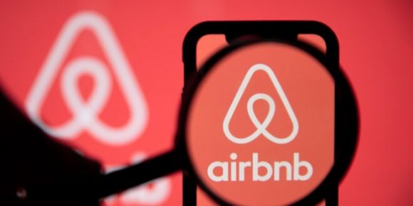 Plataforma digital de alojamiento Airbnb paga multa en EEUU por aceptar huéspedes en Cuba
