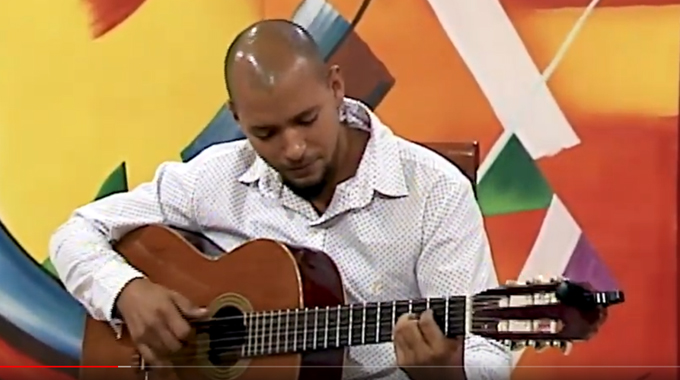 Con Música: Daniel Velázquez