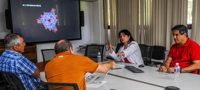 Díaz Canel: candidato vacunal, otro logro de la ciencia cubana