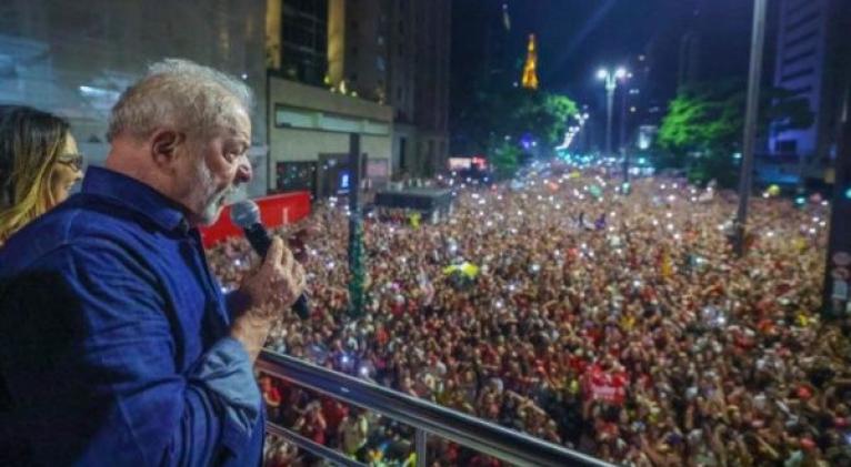 Presidente electo Lula da Silva asegura que Brasil ha vuelto al mundo