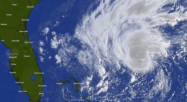 EE.UU.: Biden declara emergencia en Florida por el paso del huracán Nicole