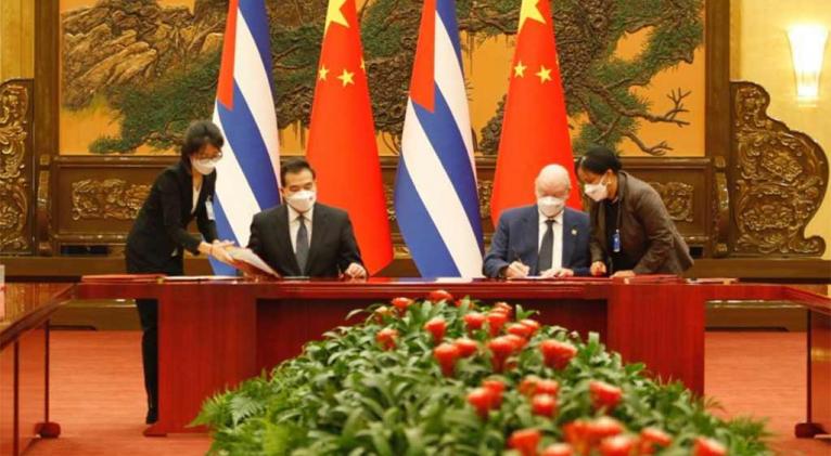 Cooperación China-Cuba afianzada con 12 acuerdos y varias donaciones