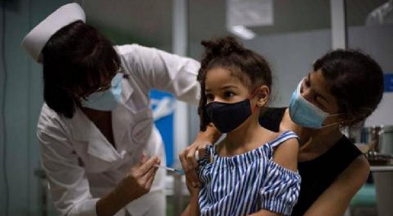 Científicos de EE.UU. sugieren seguir estrategia cubana de vacunación antiCovid-19