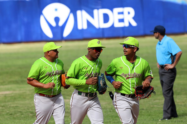 Liga Élite Béisbol: líder Agricultores llega a 30 victorias