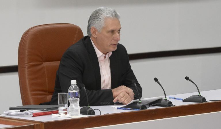 Presidente cubano en reunión con empresarios: El camino es la innovación