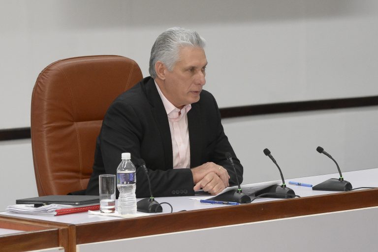 Presidente cubano en reunión con empresarios: El camino es la innovación