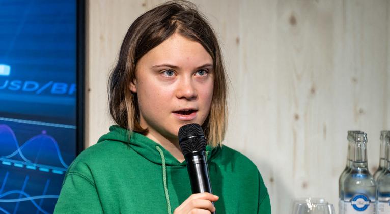 Greta Thunberg arremete contra las élites en Davos