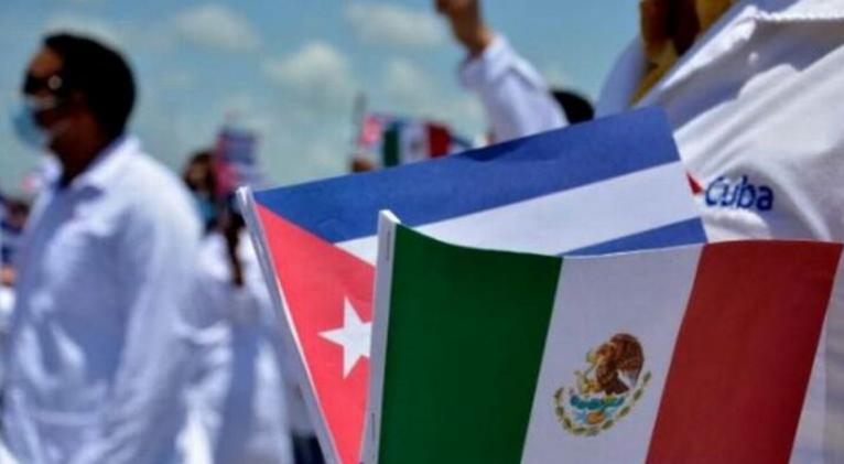 Más de medio millar de médicos cubanos ya trabajan en México