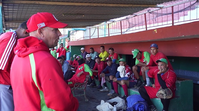 Béisbol tunero aspira a mantenerse en la élite