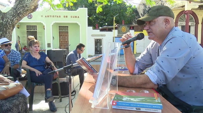 Continúa desarrollándose en Las Tunas la Jornada literaria Guillermo Vidal