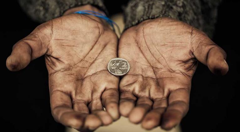 ONU: La pobreza extrema y el hambre repuntan por primera vez en décadas