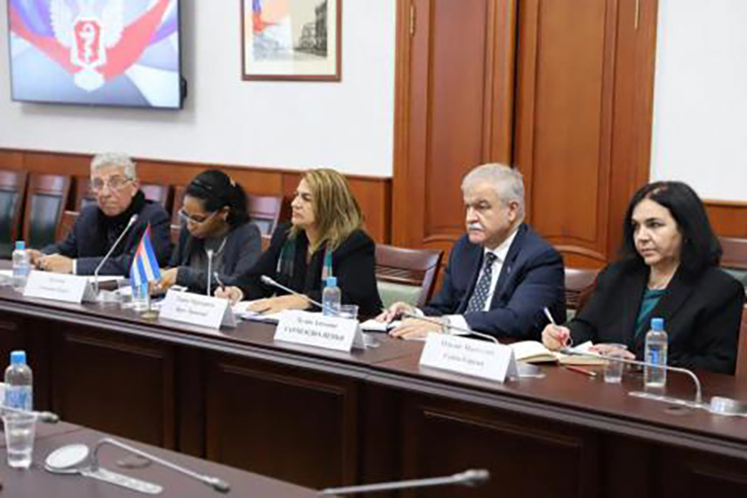 Autoridad de Salud de Cuba realiza visita de trabajo a Rusia