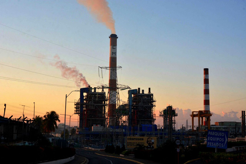 Con buen paso mantenimiento en termoeléctrica de Cienfuegos (+Fotos)