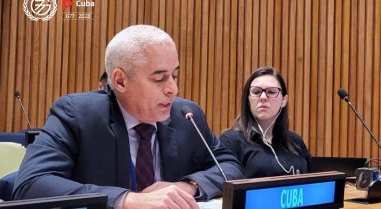 Insta Cuba a la cooperación para un acceso universal a las TIC