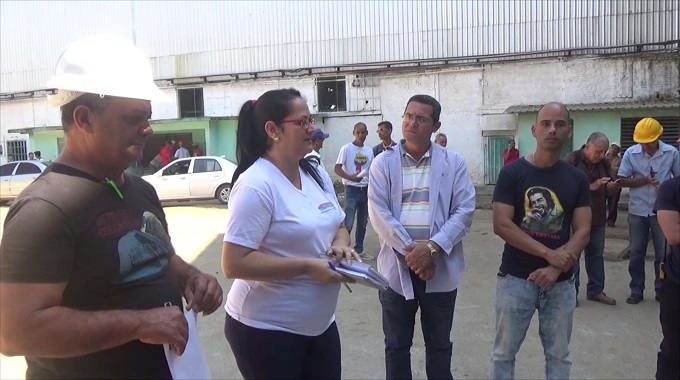 Intercambian candidatos a diputados al Parlamento con colectivos laborales en #Colombia