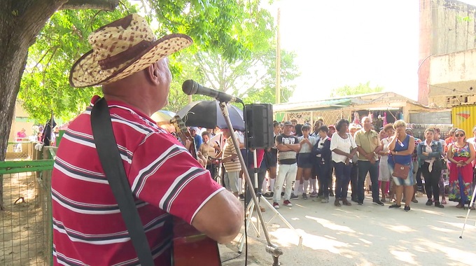 Culminó en #Amancio Festival de la Guaracha