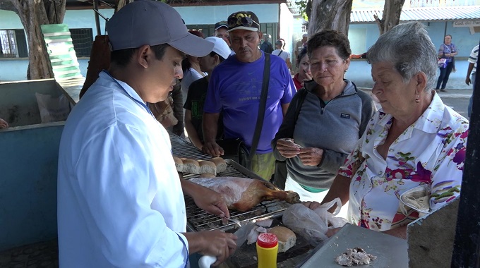 Implementan estrategias para favorecer la comercialización de alimentos en Puerto Padre