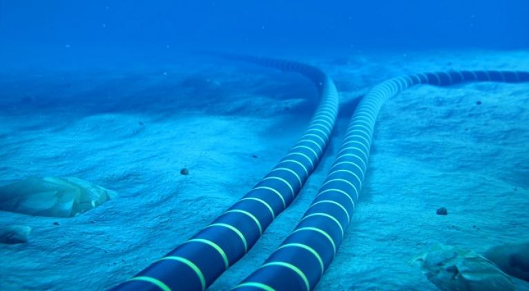 Inicia periodo de prueba cable submarino Arimao