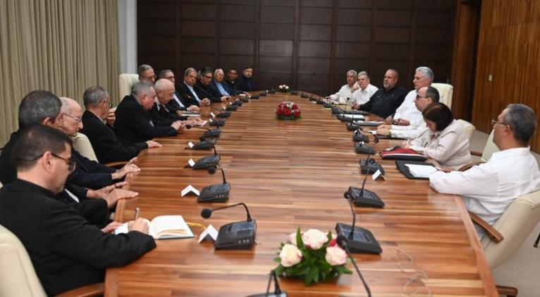 Recibió Díaz-Canel a representantes de la Conferencia de Obispos Católicos de Cuba