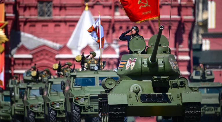 Rusia celebra gran desfile de la Victoria en la Plaza Roja