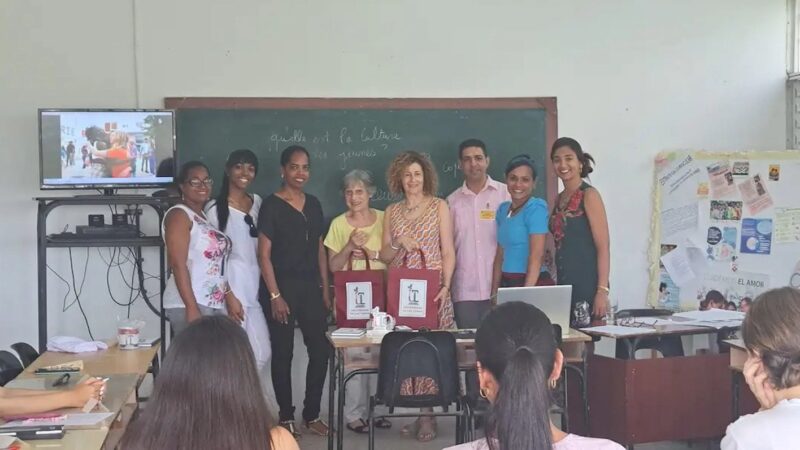 Promueven en #LasTunas proyectos de aprendizaje del idioma francés