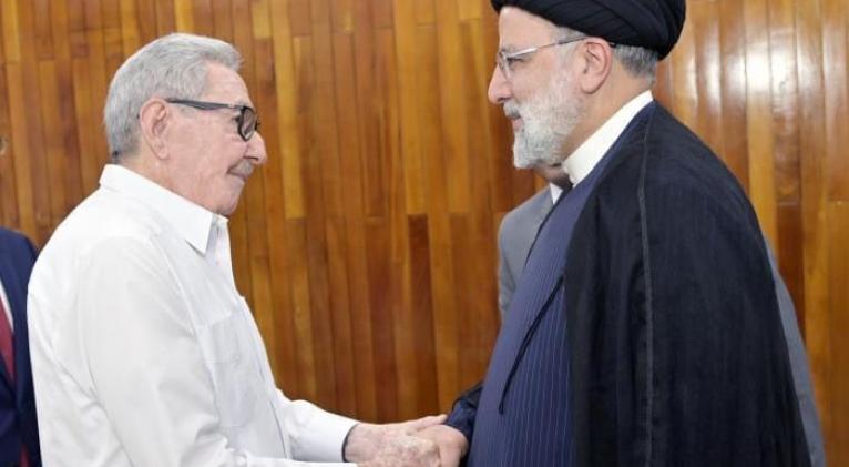 Recibe el General de Ejército Raúl Castro Ruz al Presidente de Irán