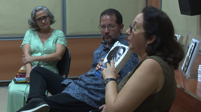 Presentan en Las Tunas libro que rinde tributo a la Heroína del Moncada Haydée Santamaría