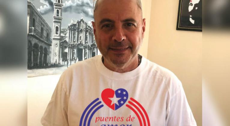 Visitan Carlos Lazo y Puentes de Amor proyecto social en Cuba
