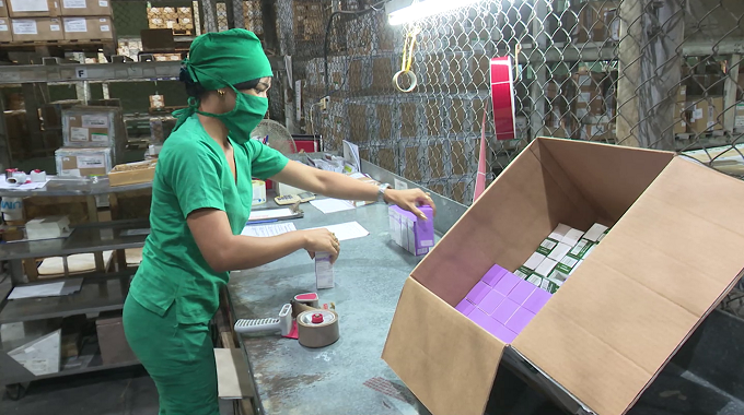 Recibe EMCOMED Las Tunas condición de colectivo Distinguido Nacional
