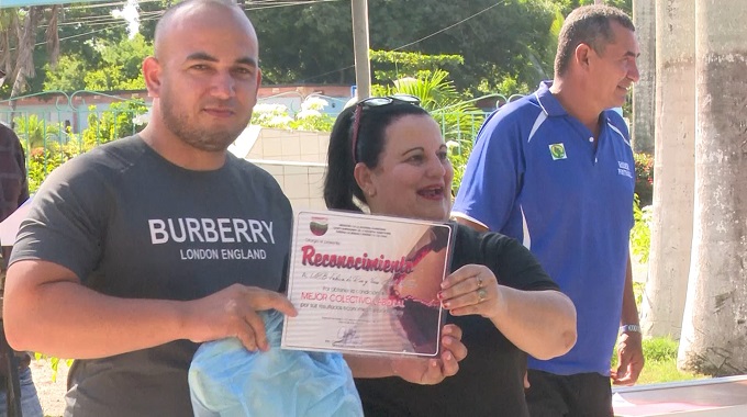 Celebra Empresa de Bebidas y Refrescos de Las Tunas su primer aniversario