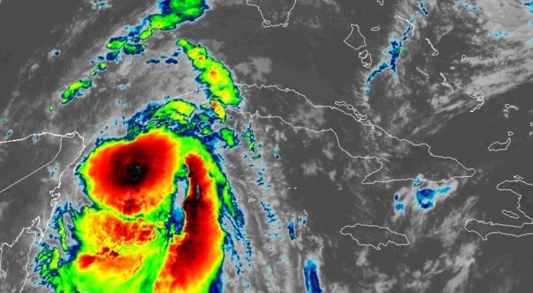 Decretan alerta ciclónica para provincias del occidente de Cuba