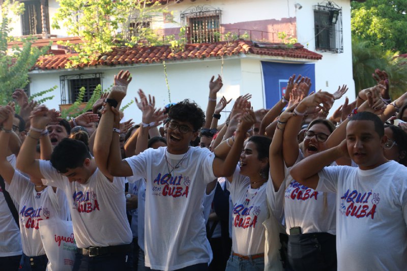 Protagonizan jóvenes inauguración de Asamblea Nacional de la FEEM (+Fotos)
