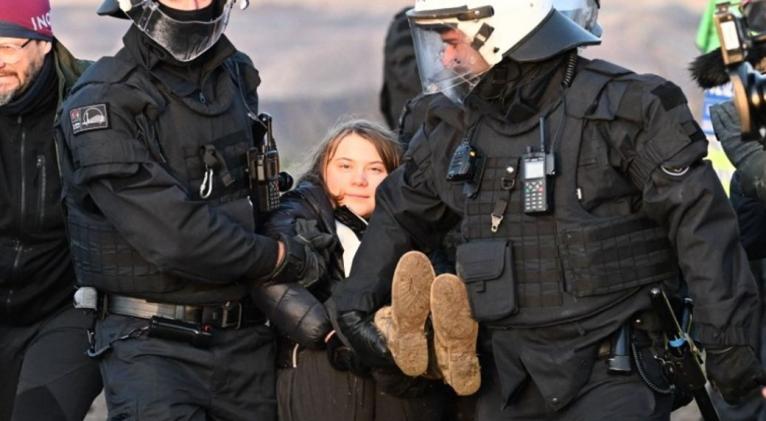 Greta Thunberg es detenida de nuevo durante una protesta