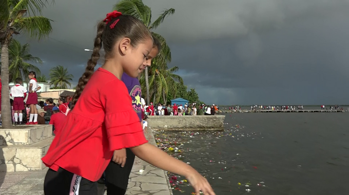 Rindieron homenaje a Camilo Cienfuegos en #PuertoPadre