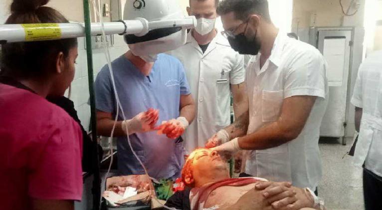 Lesionados en accidente de tránsito reciben atención médica