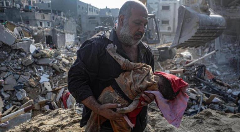 Cada 10 minutos muere asesinado un niño en Gaza