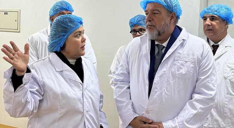 Primer Ministro de Cuba destaca cooperación biotecnológica con China