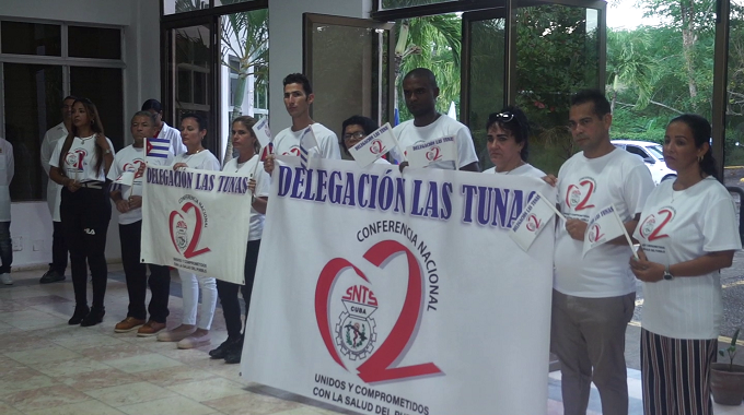 Abanderan a delegados de Las Tunas en la 2da. Conferencia Nacional del Sindicato de la Salud