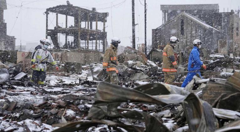 Aumentan a 168 los muertos por el terremoto en Japón