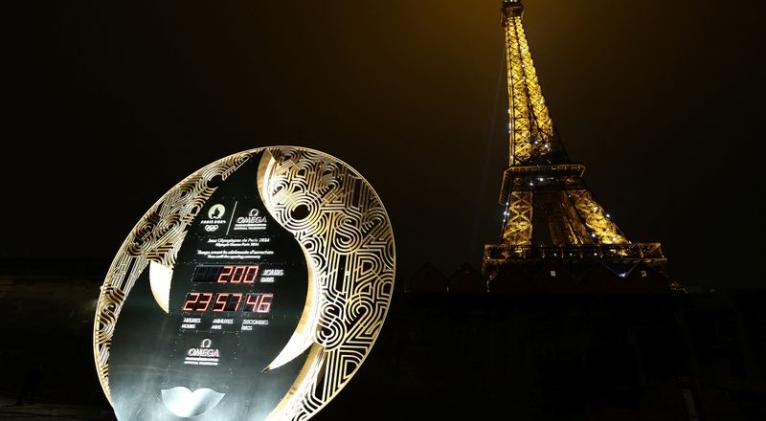 Macron inicia la cuenta atrás de los 200 días hasta los Juegos Olímpicos de París