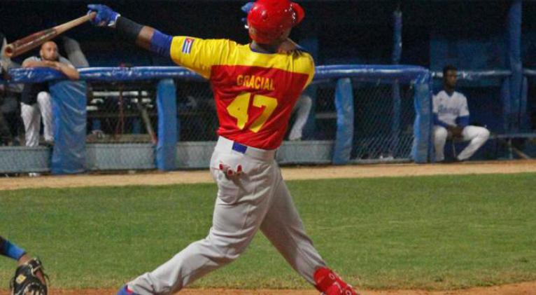 Final de liga beisbolera cubana promete rivalidad, jonrones y ponches
