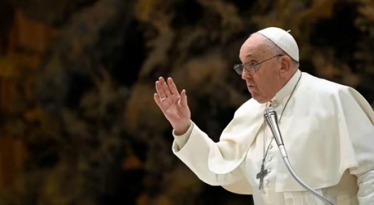 El papa al Foro de Davos: '¿Cómo es posible que en el mundo actual se muera de hambre?'