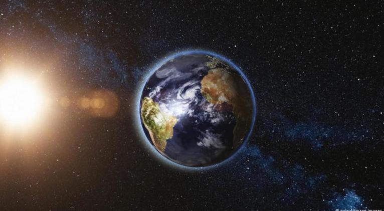 ¿Qué significa que la Tierra alcance su velocidad máxima?