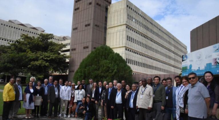 Profesionales de la prensa constatan avances biotecnológicos de Cuba