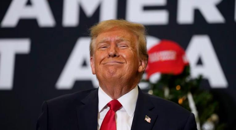 Trump asistiría a tribunales mientras busca inmunidad frente a acusaciones sobre elecciones de 2020